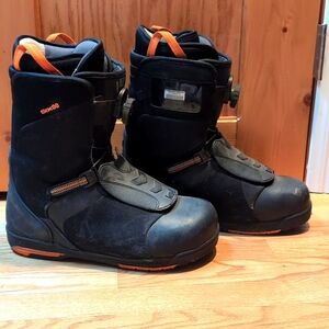 HEAD brand ex-rental men's snowboard boots